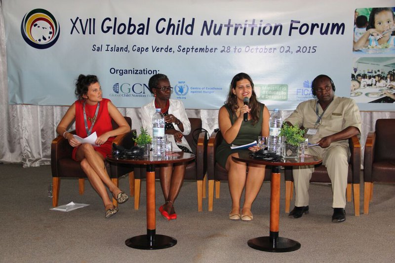 Global Child Nutrition Forum Cabo Verde: a panel of 4 people sit and speak at the Global Child Nutrition Forum 2015